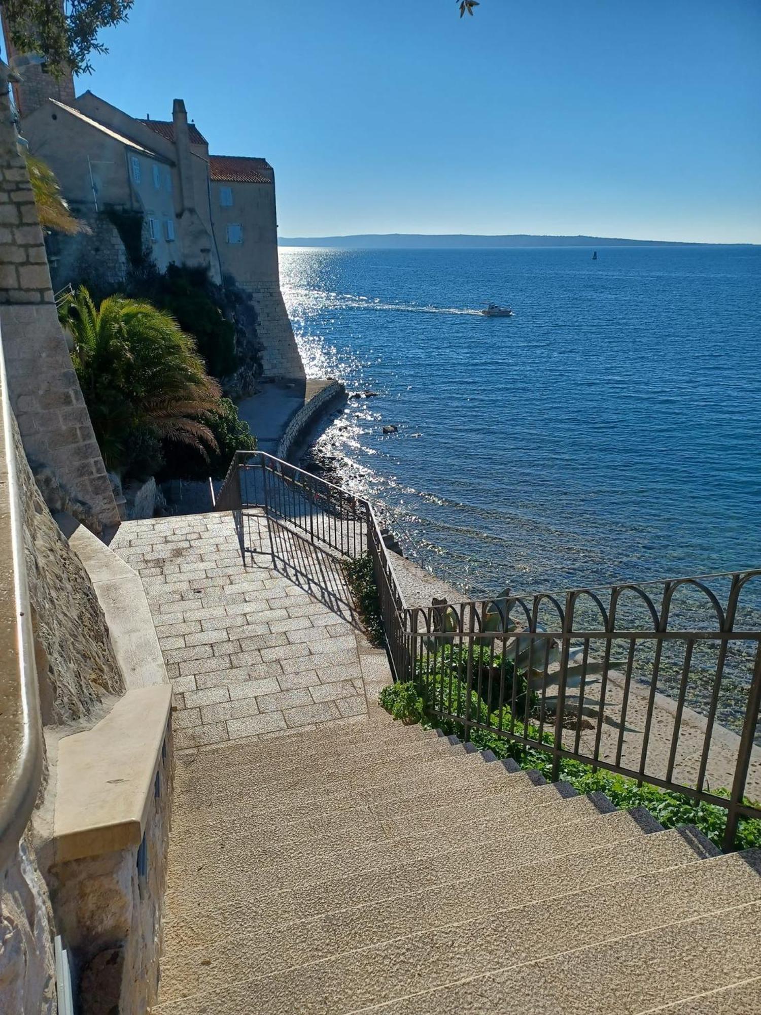 Apartment Pulić Rab Town Bagian luar foto