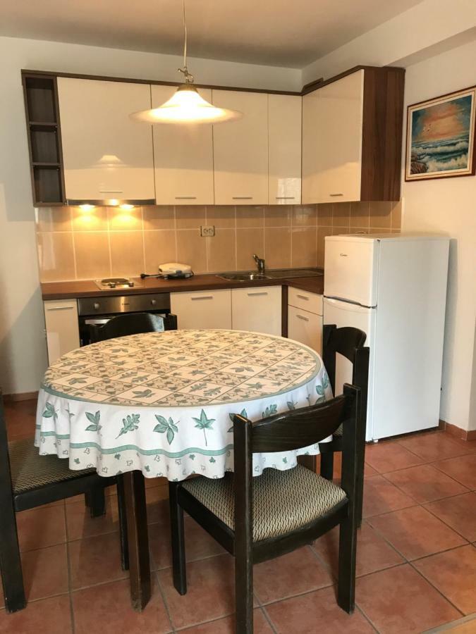 Apartment Pulić Rab Town Bagian luar foto